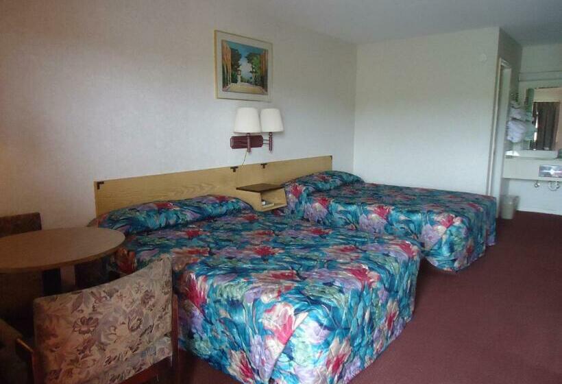 Номер Стандарт 2 Двуспальные Кровати, Welborn Motel   Hamptonville
