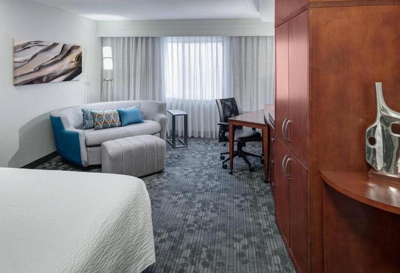 Номер Стандарт Кровать Кинг Адаптированный для Инвалидов, Courtyard By Marriott Birmingham Trussville