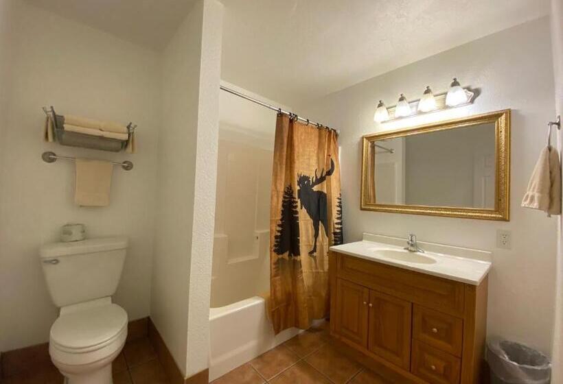 Стандартный Номер Кровать Кинг, The Snuggle Inn