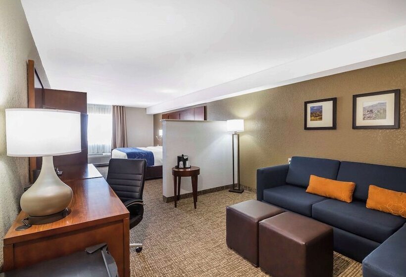 Люкс, Comfort Suites El Paso Airport