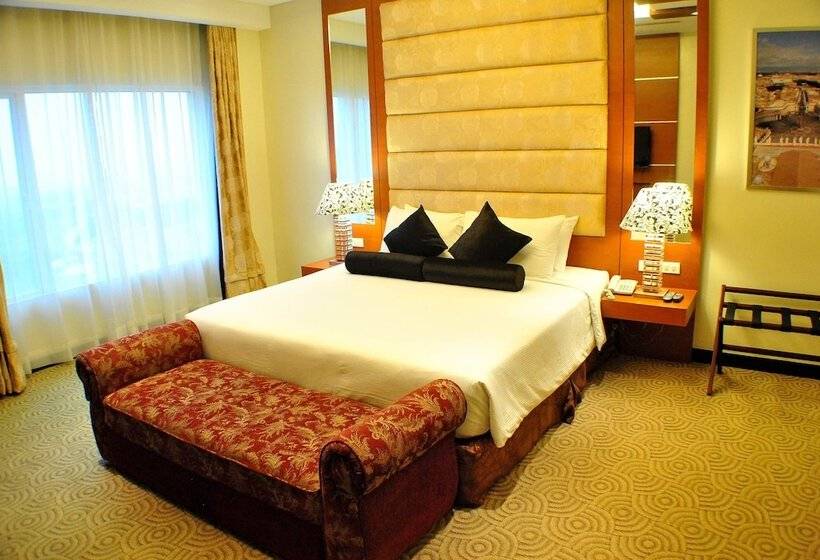 펜트하우스 스위트, Elizabeth Cebu