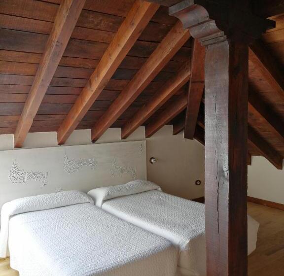 اتاق استاندارد با چشم‌انداز دریا, Posada El Jardin De Angela