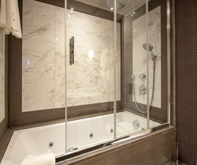 Superior Room, Mfb Tarabya