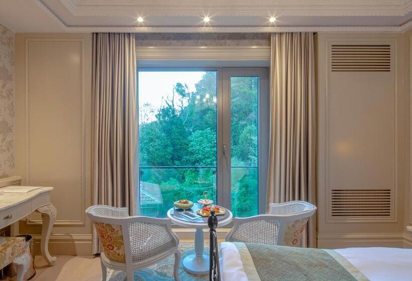 Superior Room, Mfb Tarabya