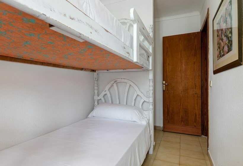 Апартаменты 2 Спальни Боковой Вид на Море, Sol y Mar Apartments