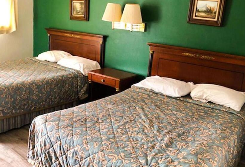 Номер Стандарт 2 Двуспальные Кровати, Motel Forrest Rockville