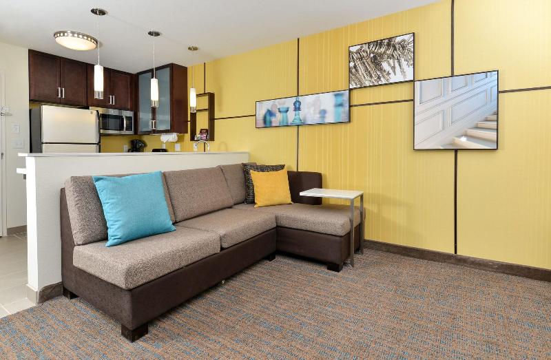 Студио Стандарт Кровать Кинг, Residence Inn By Marriott Des Moines Downtown