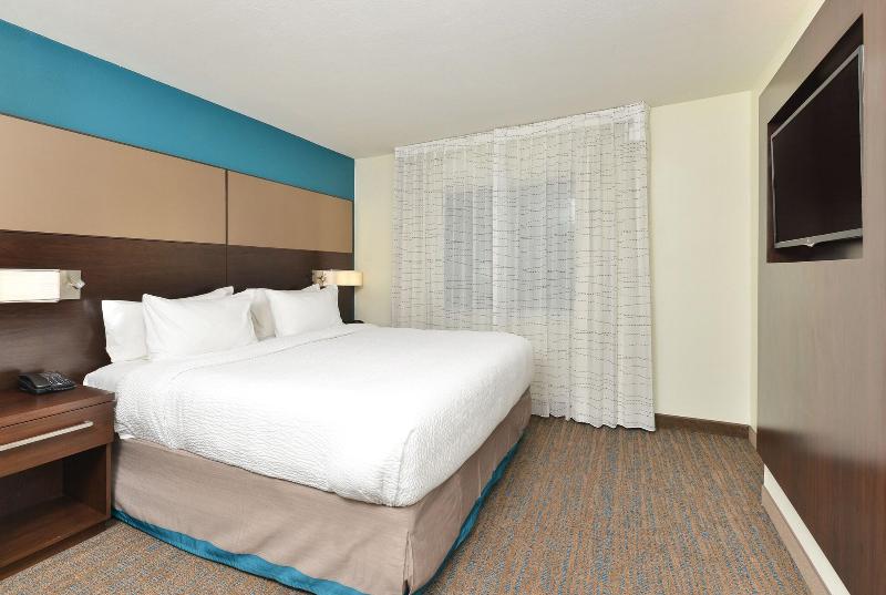 Студио Стандарт Кровать Кинг, Residence Inn By Marriott Des Moines Downtown