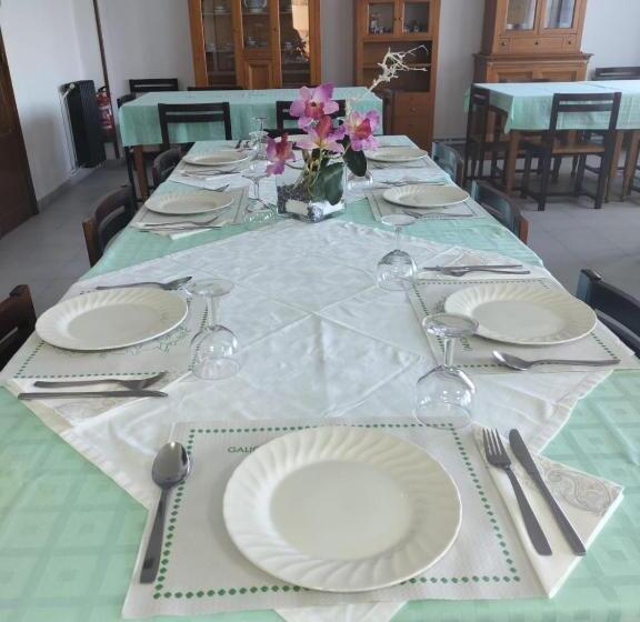 Номер Стандарт Индивидуальный, Hostal San Cristobal   Pontedeume