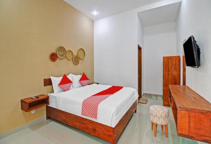 اتاق لوکس با تخت بزرگ, Oyo 90820 Madania Guesthouse
