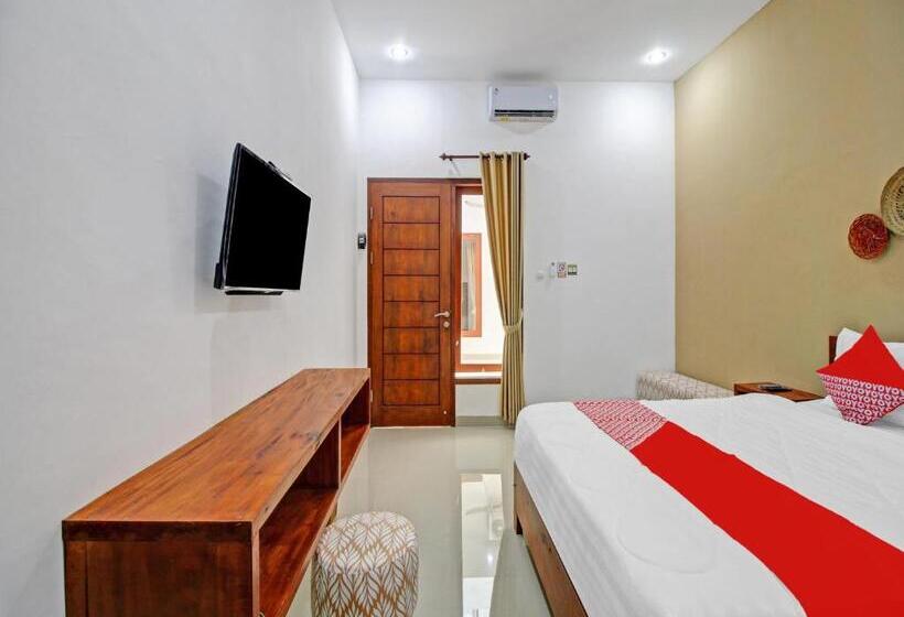 اتاق لوکس با تخت بزرگ, Oyo 90820 Madania Guesthouse