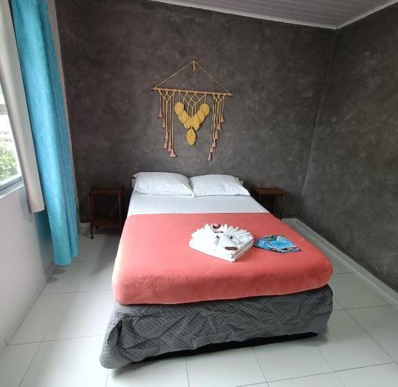 Номер Стандарт Совместная Ванная, Hostel Casa Da Vó Rosa