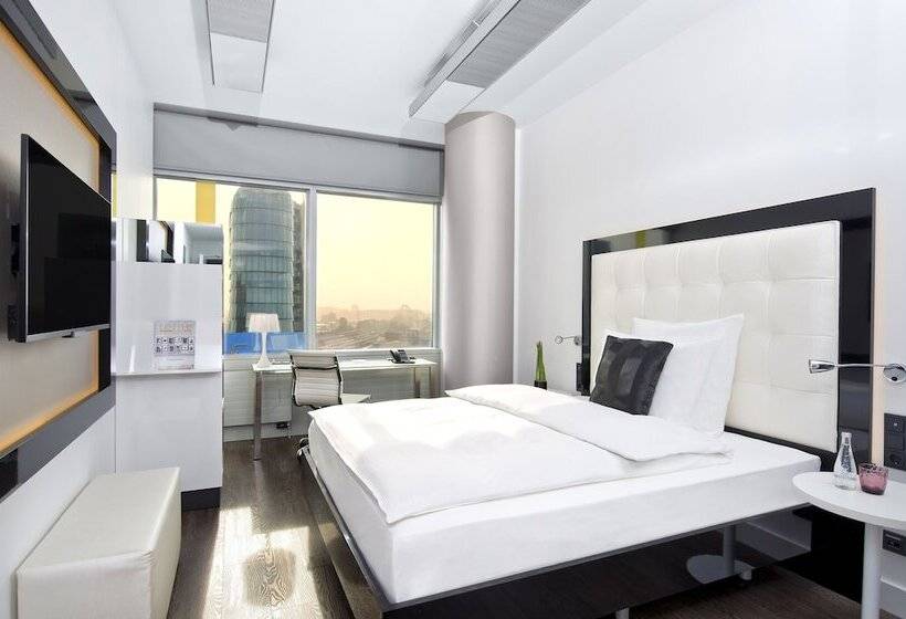 Номер Премиум, Innside By Meliá Dusseldorf Hafen
