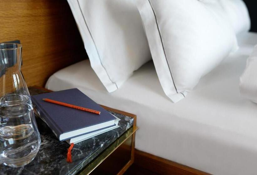 复式套房, The Guesthouse Vienna