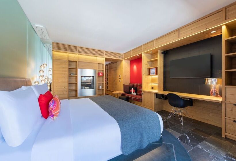 Quarto Estandar Cama Casal com Vistas, W Verbier
