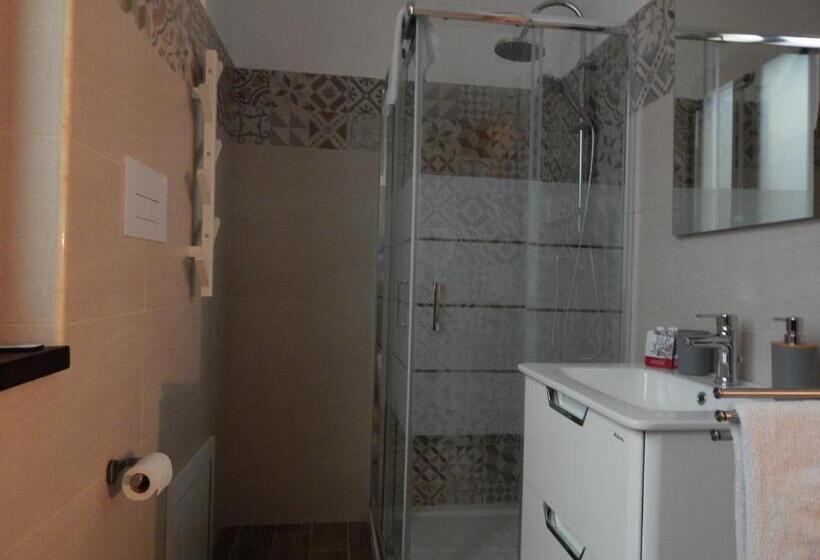 Номер Стандарт Трехместный, Camurria