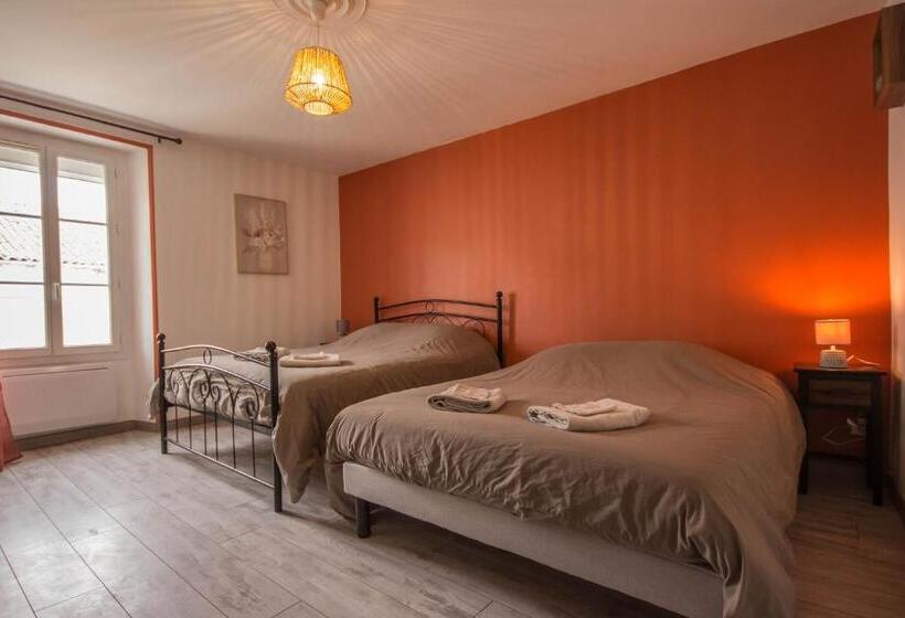 Четырехместный Номер Стандарт, Les Chambres Touristique Juléa