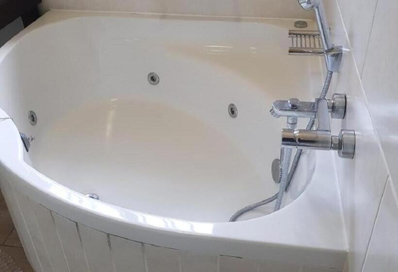 이그제큐티브 룸, Mzingeli Guesthouse