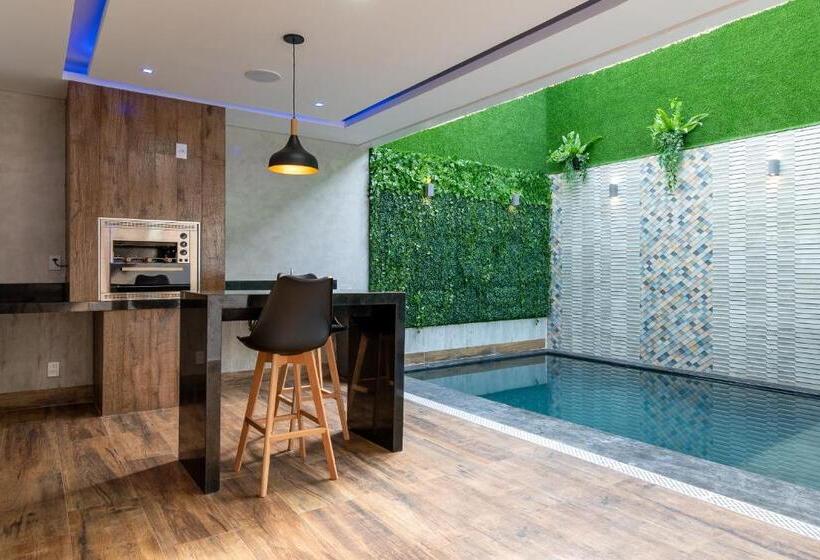 ویلای یک اتاق خوابه با استخر شنا, Drops Motel Manaus