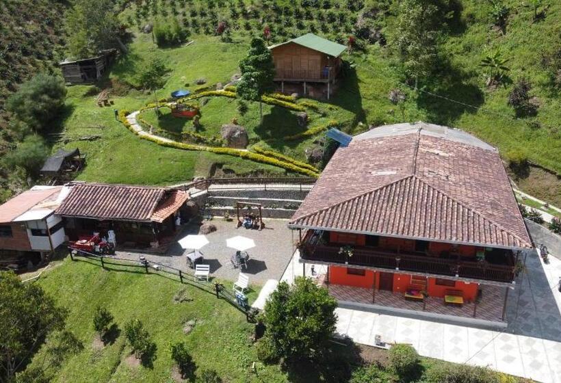 基本三人间, Orillas Del Pizano