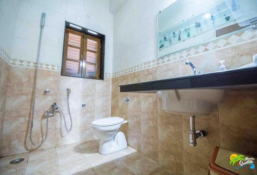 家庭间, Moradia Dos Quadros