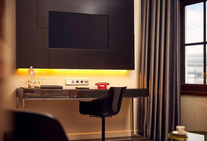 Standard Room with Views, Art Otel Amsterdam, Powered By Radisson Hotels