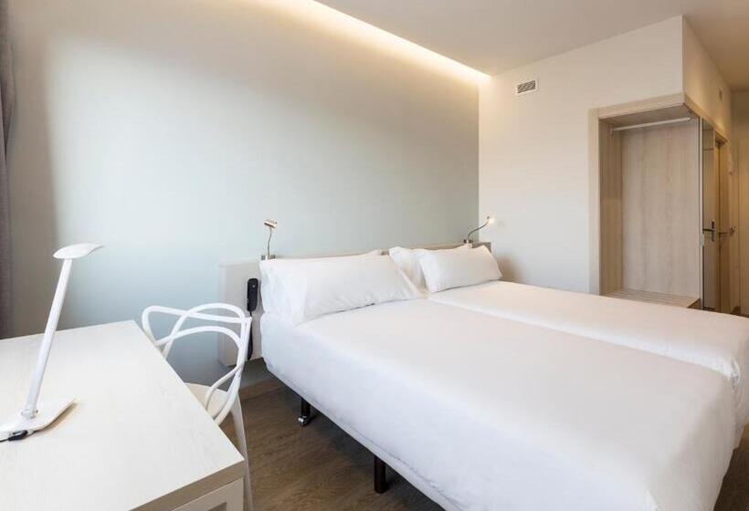 اتاق استاندارد, B&b Hotel Barcelona Viladecans