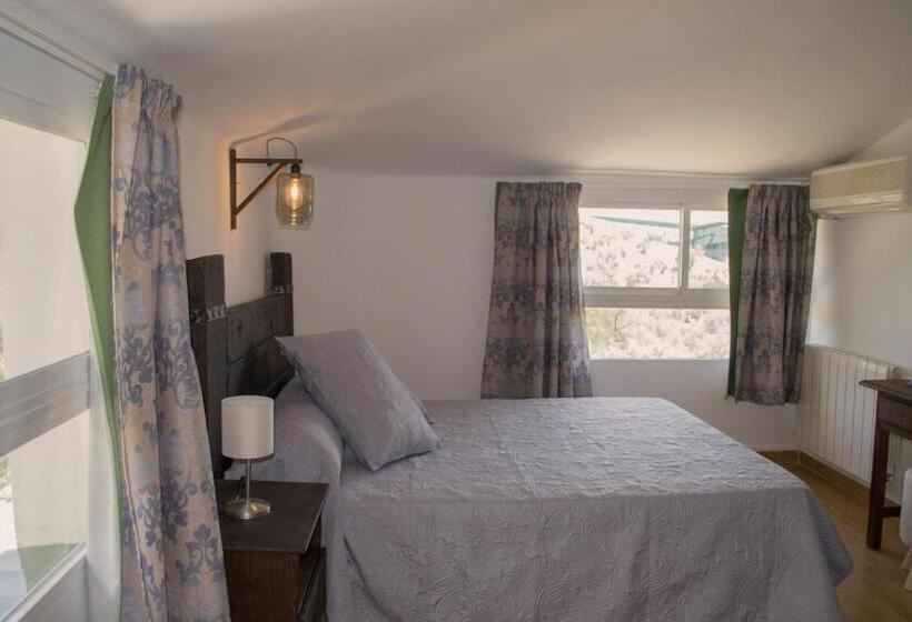 Номер Стандарт Трехместный, Hostal Caseria San José De Hutar