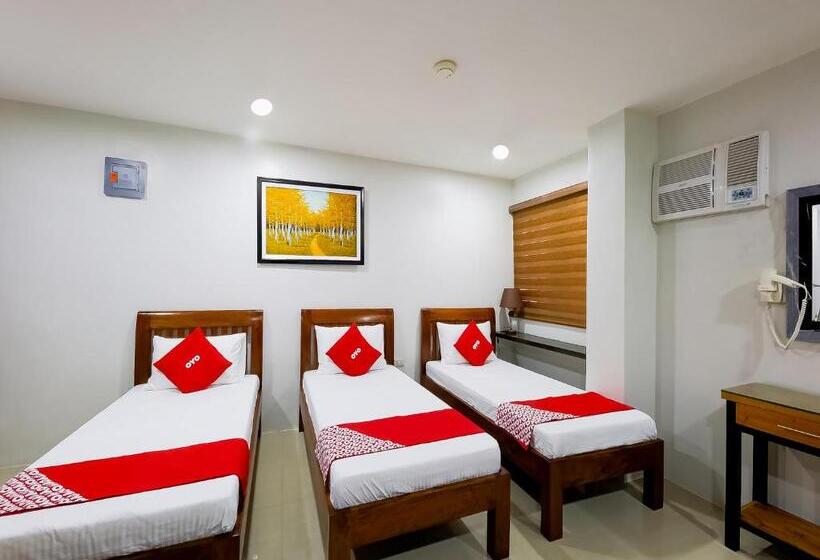 חדר סטנדרט לשלושה, Doña Aurora Condotel