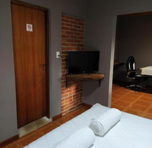 Номер Deluxe, Eldotown