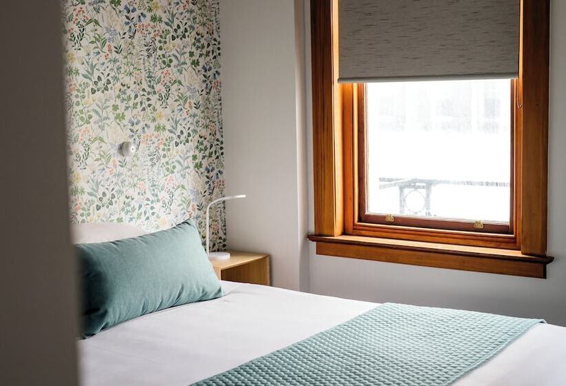 Quarto Estandar, The Cambridge