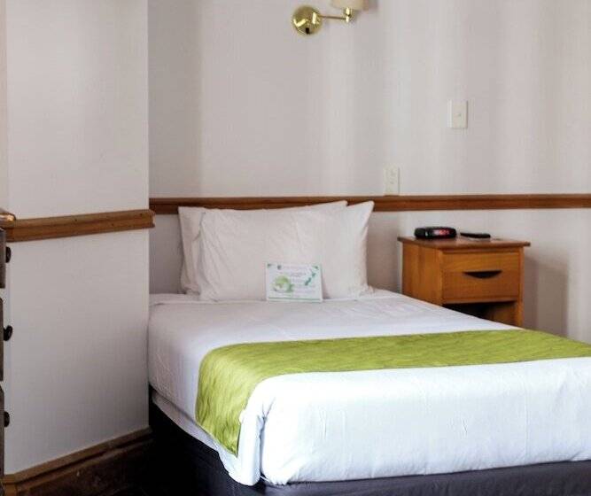 Quarto Estandar Individual, The Cambridge