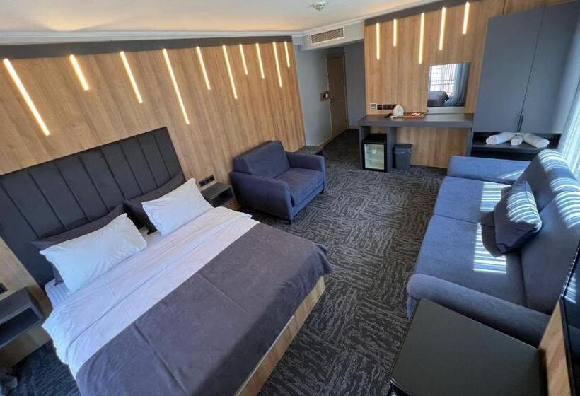 اتاق استاندارد سه نفره, Fengo Hotel & Spa