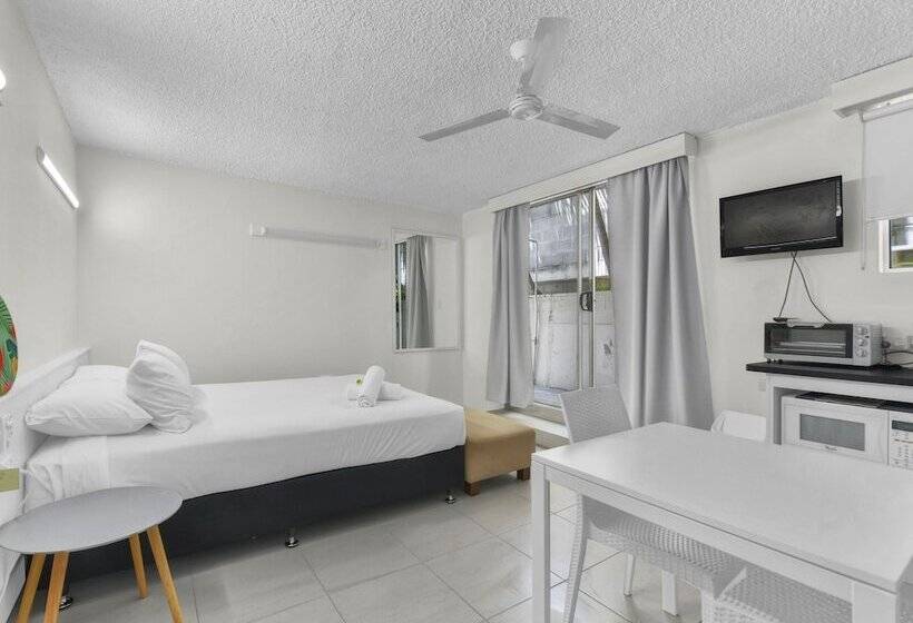 Студия Deluxe, Camden Motor Inn