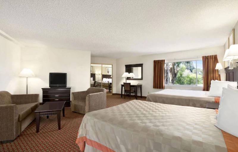 Suíte Cama King, Days Inn & Suites By Wyndham Rancho Cordova