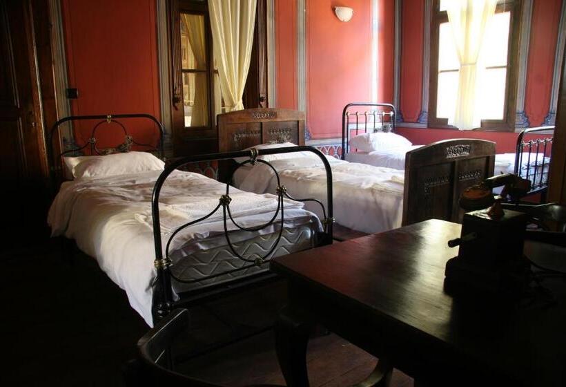 스탠다드 트리픔 룸 공동욕실, Guest House Old Plovdiv