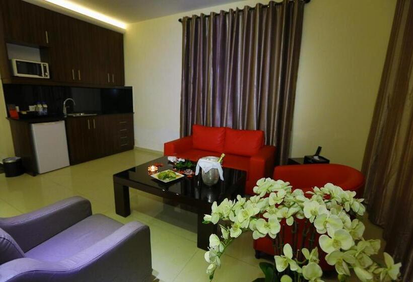 2 Bedrooms Suite Sea View, Jounieh Suites Boutique