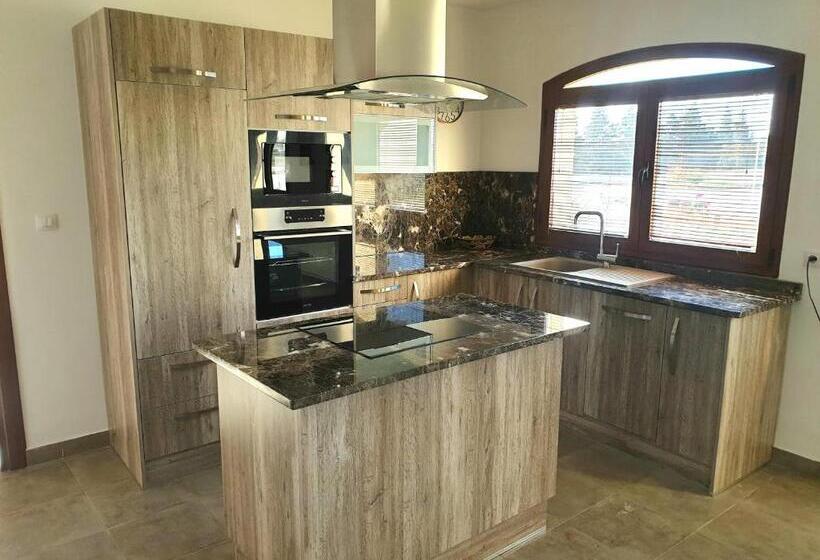آپارتمان 1 خوابه با بالکن, Mahdia   Baghdadi   Laourient Apartments, Restaurant, Café