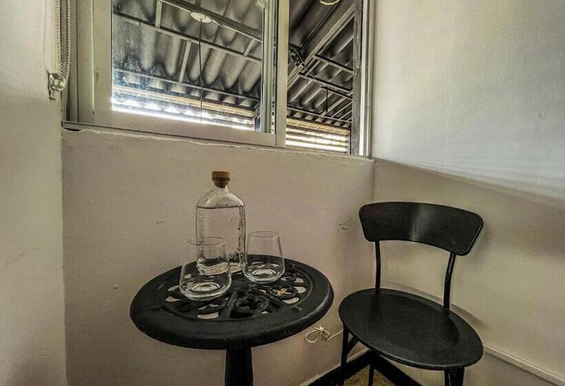 Номер Стандарт с Балконом, Fardo Hotel Boutique En Ibague   Zona G   Recepción Digital 24h