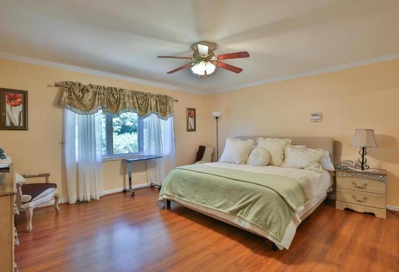 Четырехместный Номер Стандарт, Purcellville Home