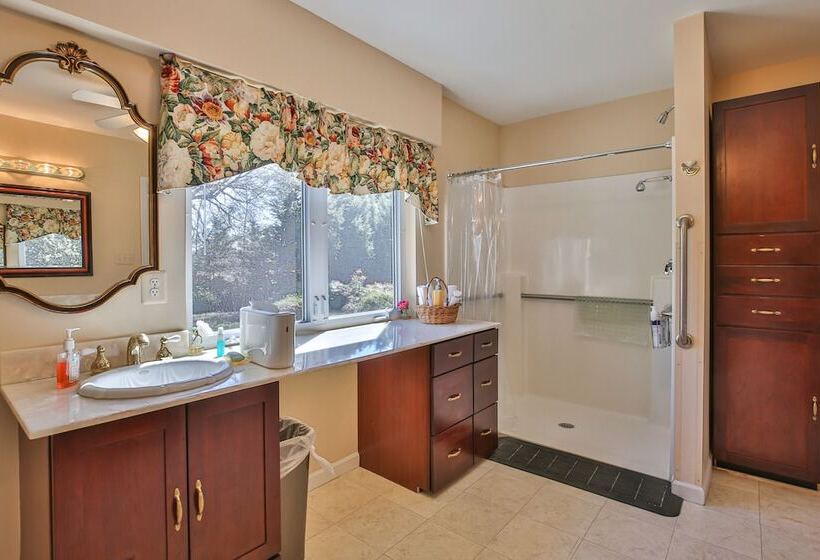 Номер Стандарт, Purcellville Home