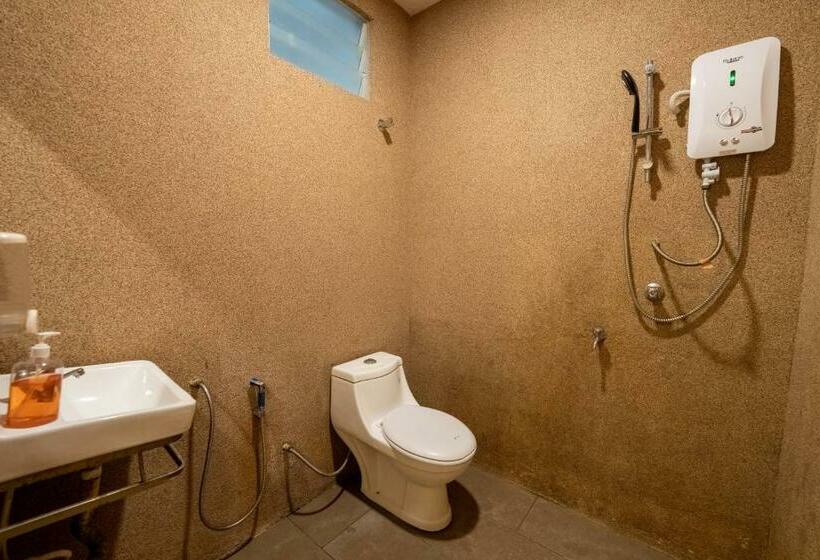 اتاق سوپریور خانوادگی, Mary J Hotel Family 10 Pax Room