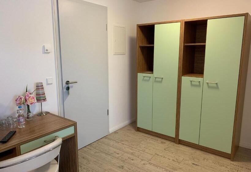 Четырехместный Номер Стандарт, Am Schlosspark Superior   Adults Only