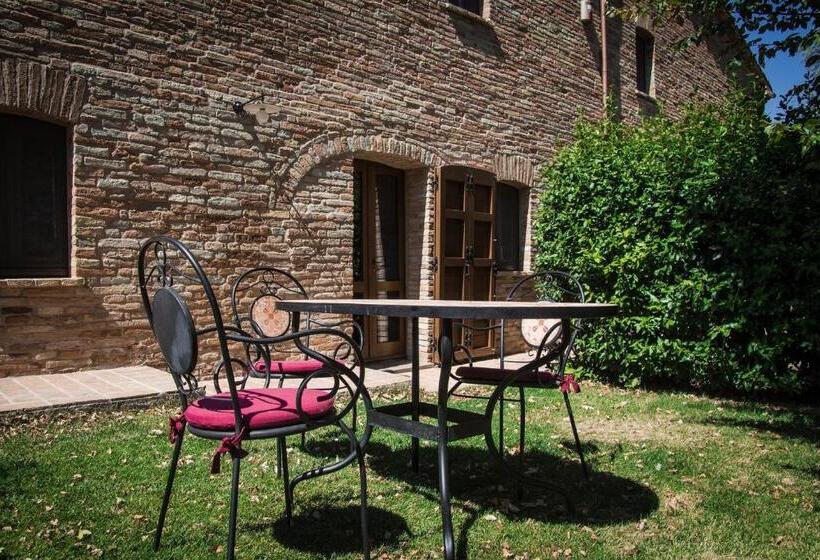 آپارتمان 1 خوابه همکف, Casalantico