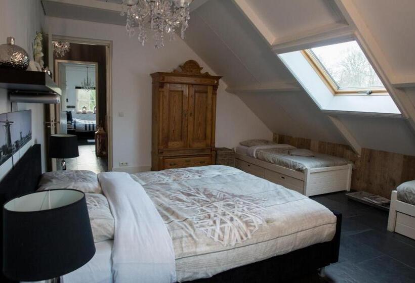 Quarto Familiar, B&b Van Hunebed Naar Jullie Bed
