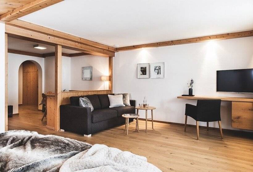 Люкс, Alpines Gourmet Hotel Montanara