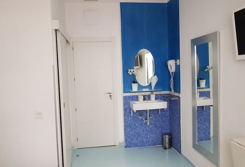 Habitación Estándar, Hostal Main Street Madrid