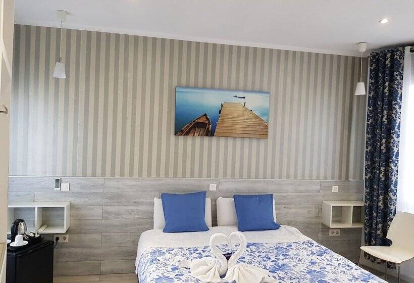 Habitación Superior, Hostal Main Street Madrid