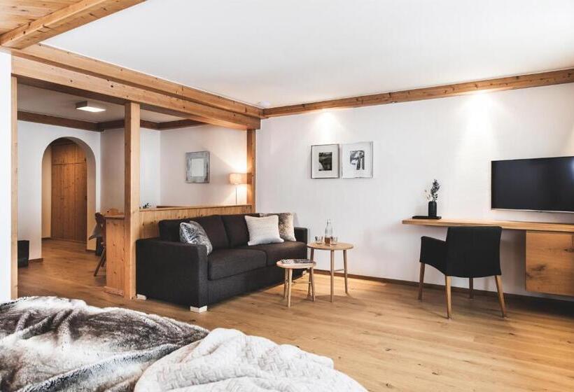 Люкс, Alpines Gourmet Hotel Montanara