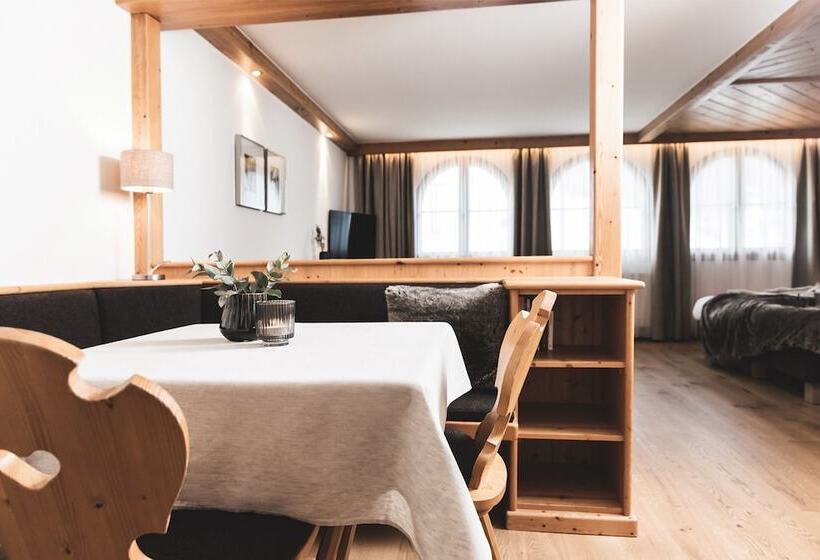 Люкс, Alpines Gourmet Hotel Montanara